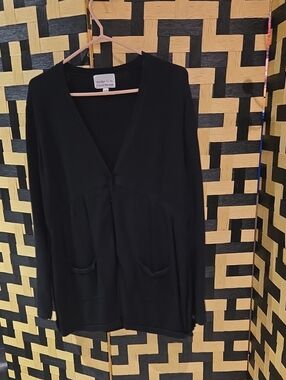 Classic Black V-Neck Pocket Cardigan